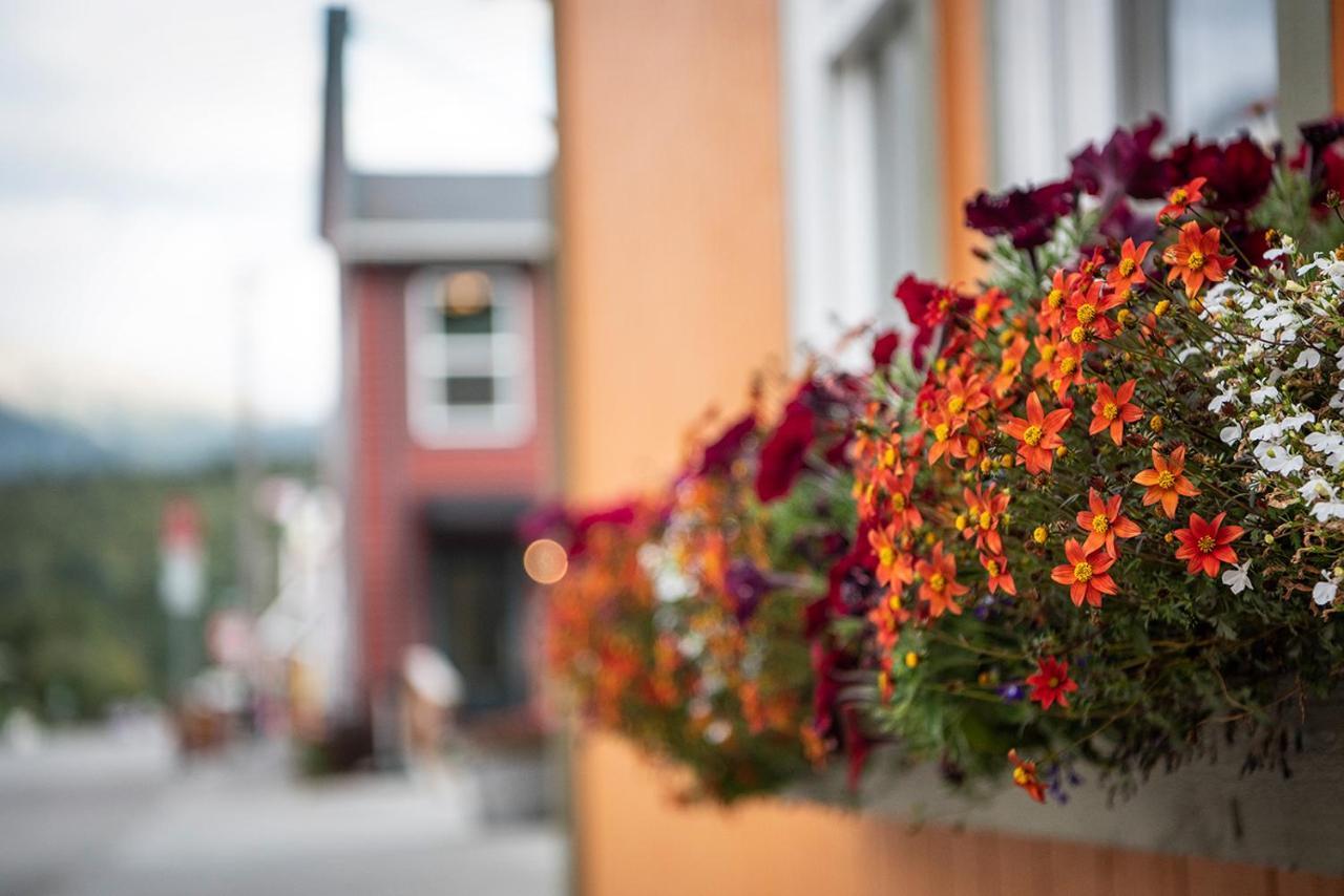 Holland America Skagway Inn Экстерьер фото